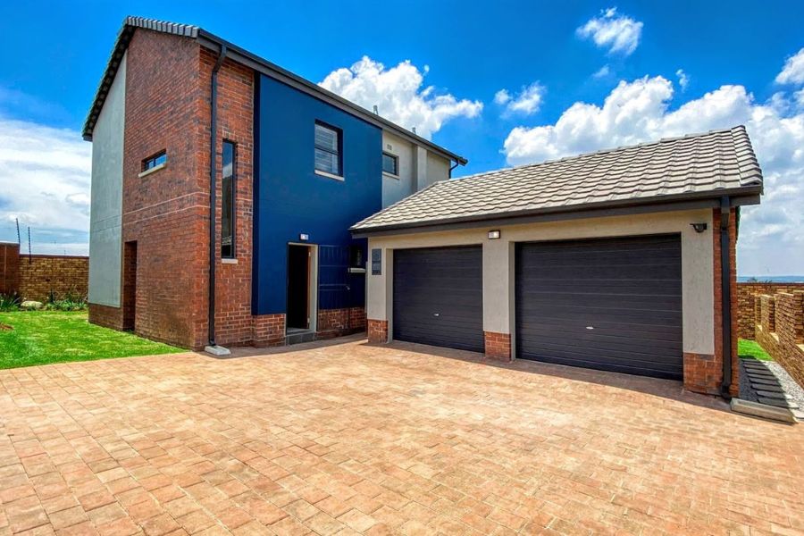 Lion-Pride-Duplex-House